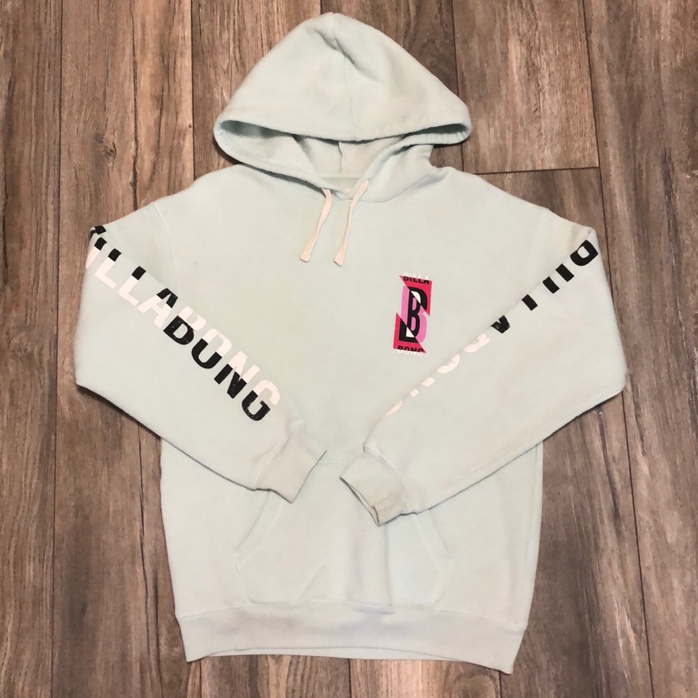 Billabong sweater